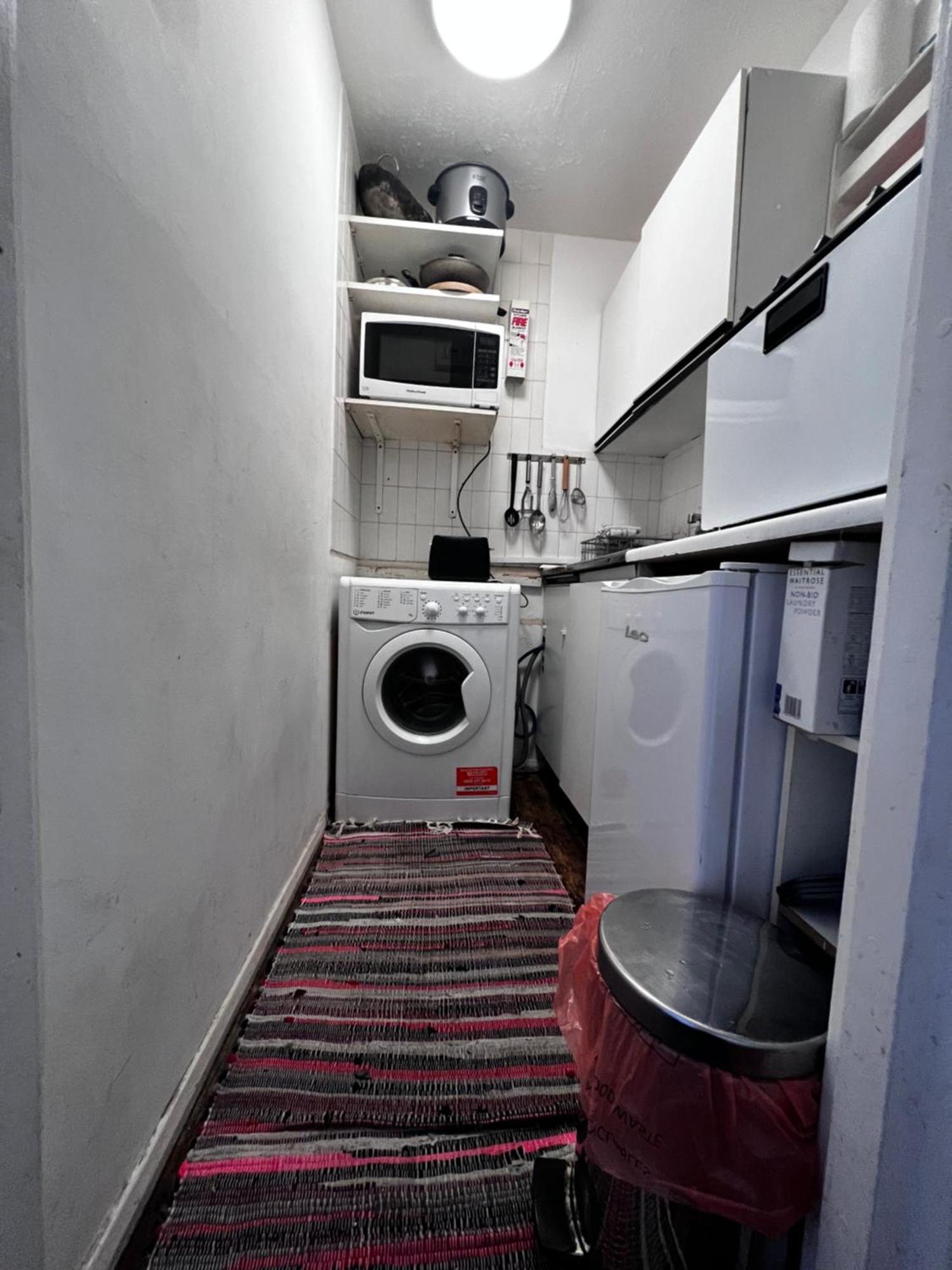 Hyde Park Studio Has Private Balcony With Tranquil Garden View London Exterior foto