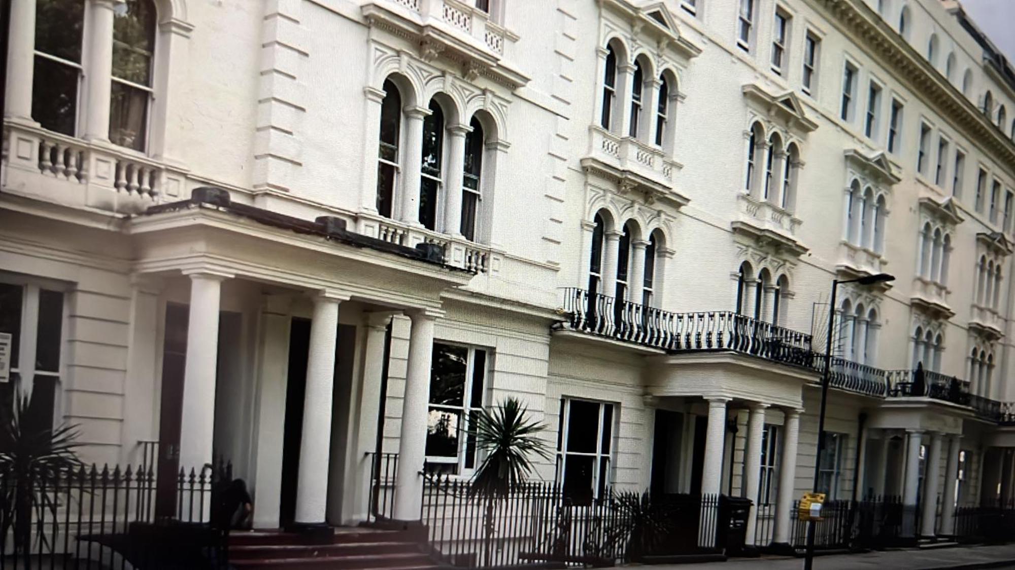 Hyde Park Studio Has Private Balcony With Tranquil Garden View London Exterior foto